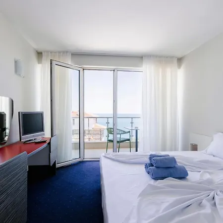 Apolonis Hotel